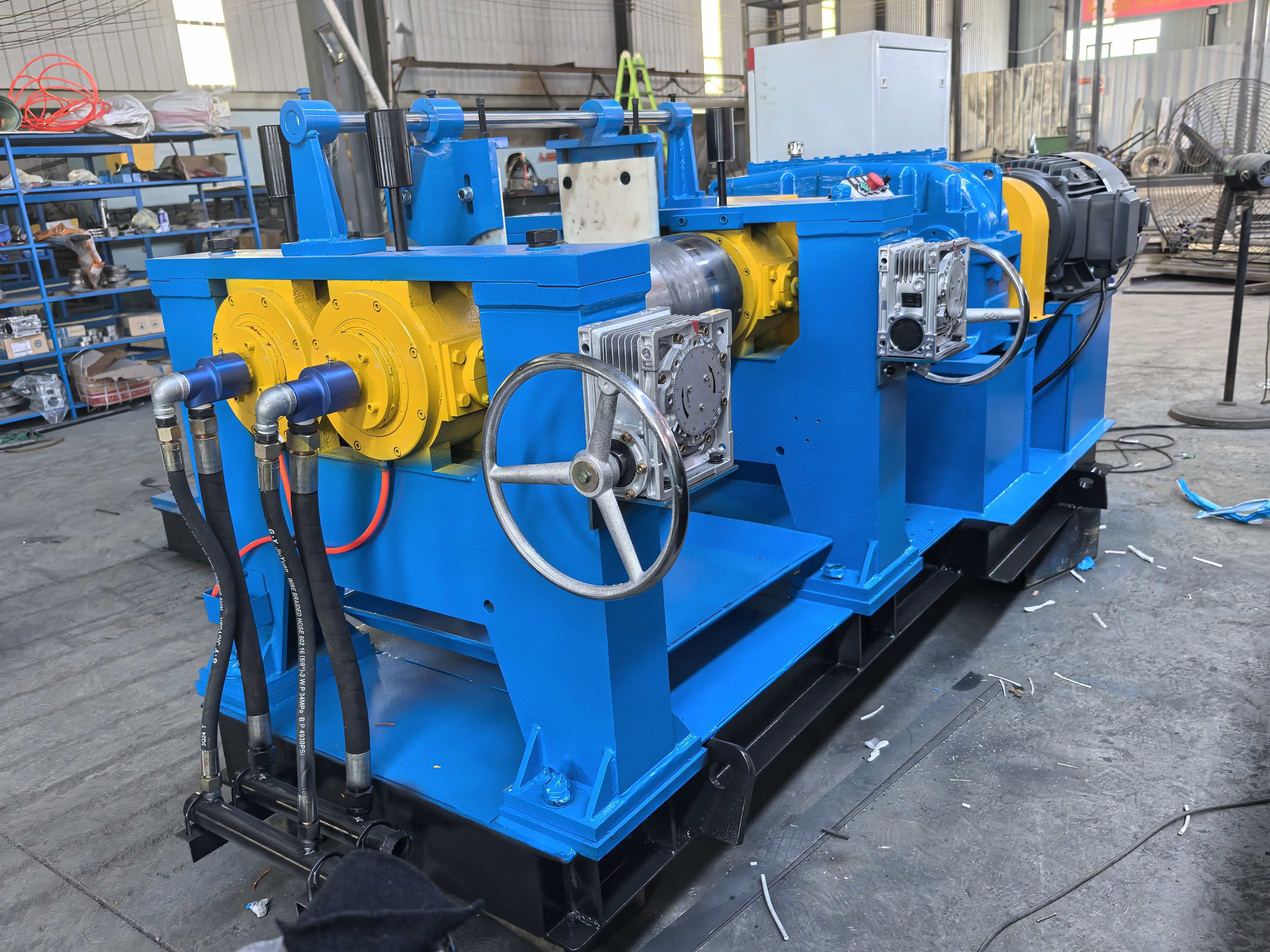  Industrial Two Roll Rubber Open Mixing Mill Heavy Duty Rubber Mixing Equipment